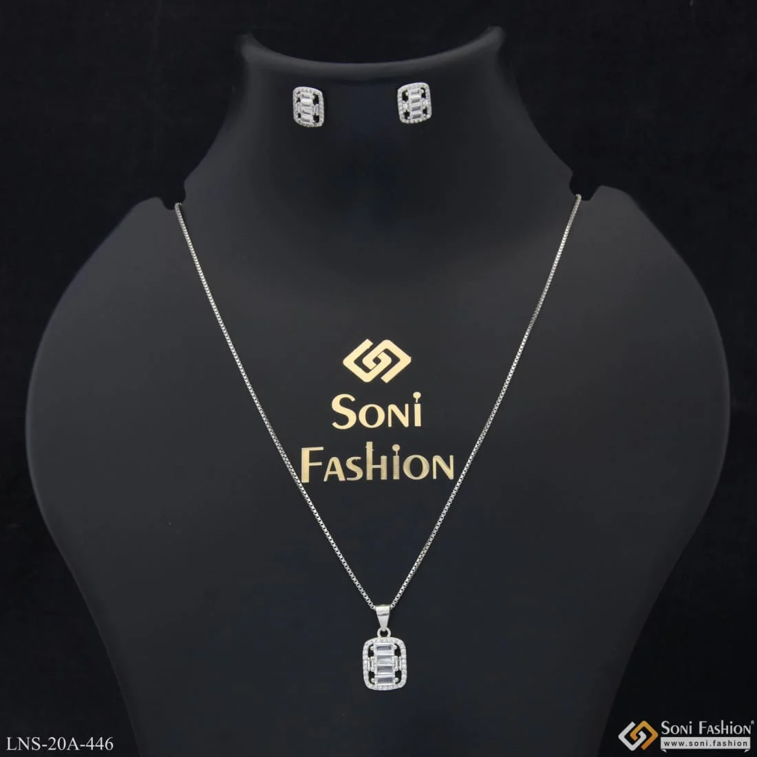 Silver with Diamond Brilliant Design Silver Necklace Set for Lady - Style A446
