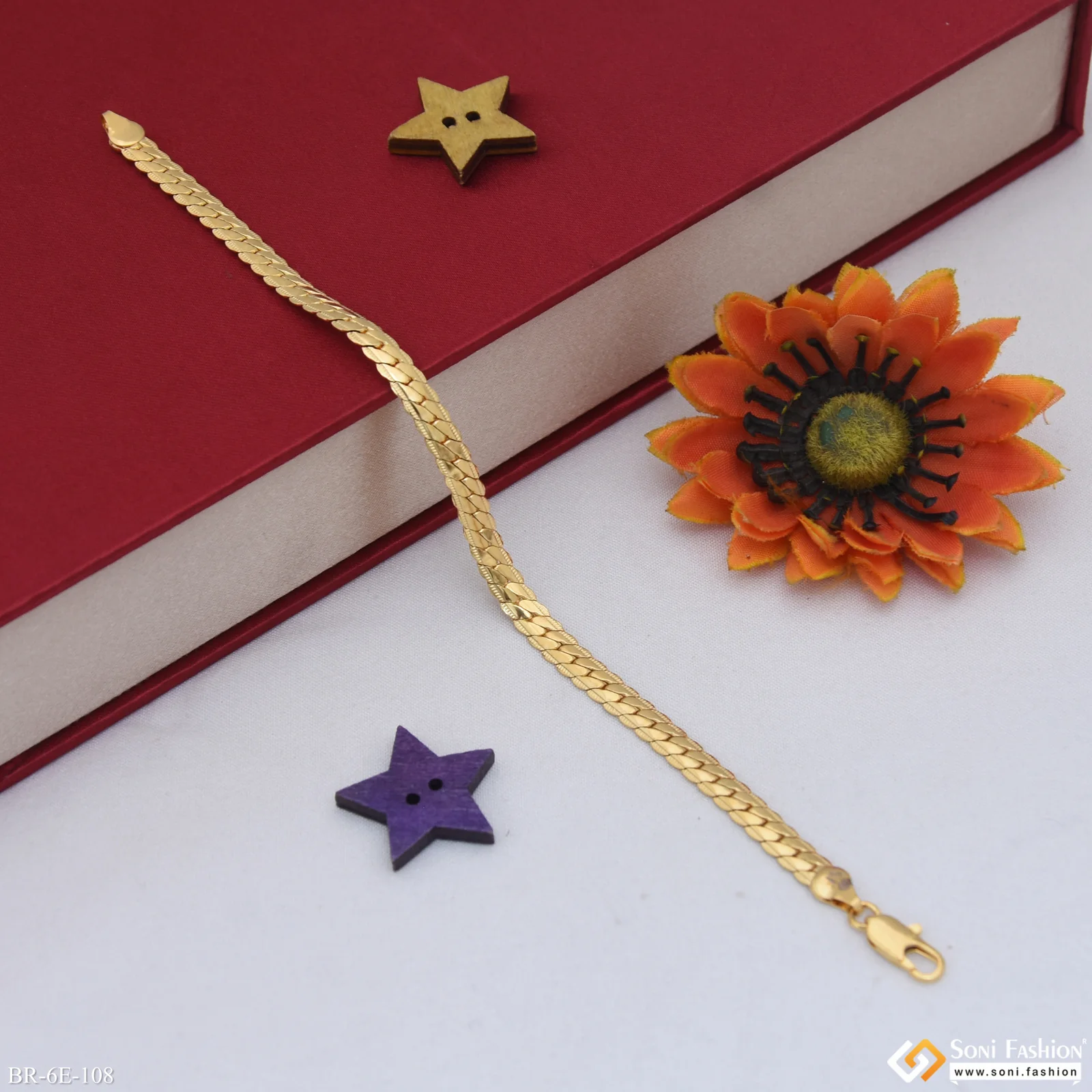 Sophisticated Design Gold Plated Bracelet for Men - Style E108 - Image 5