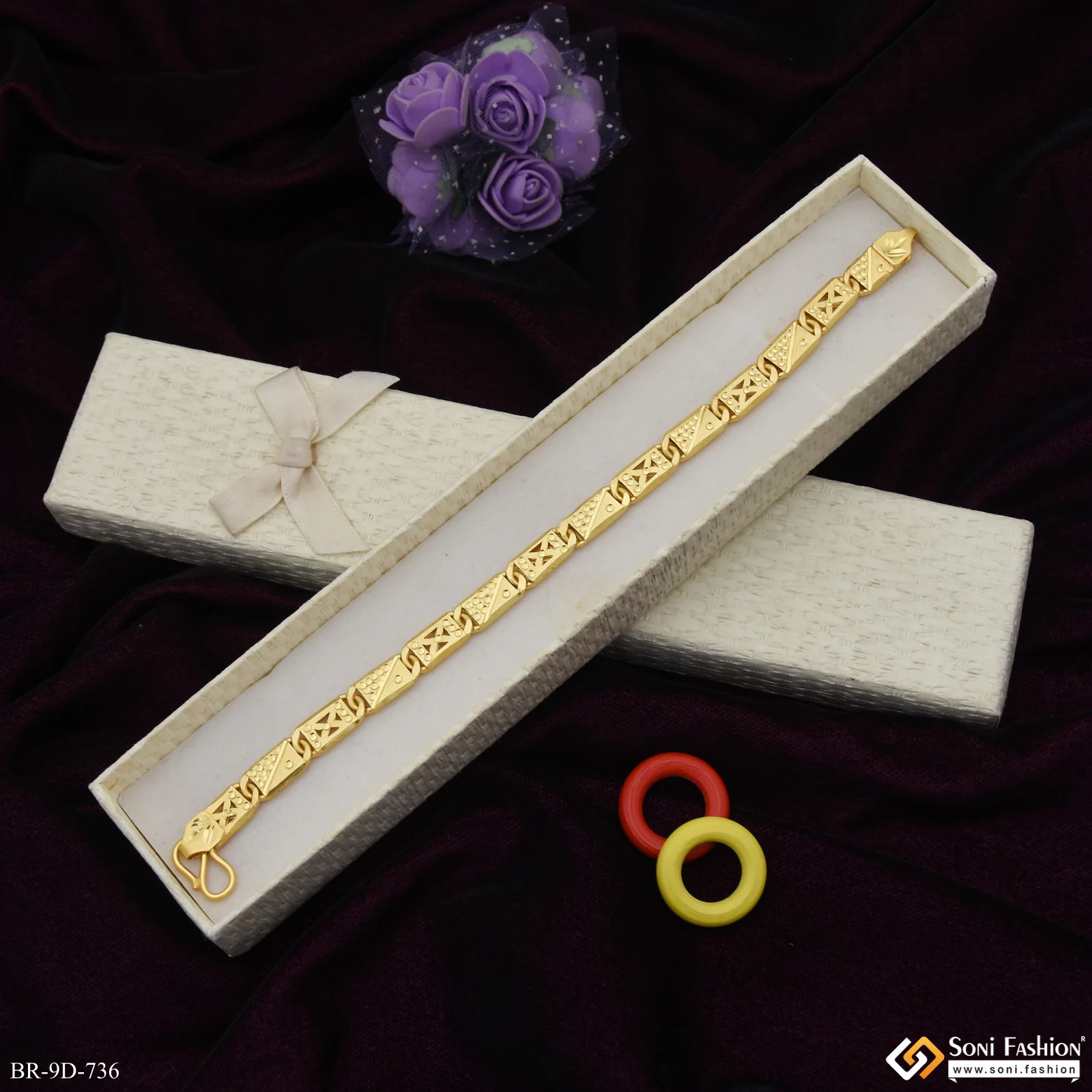 Sophisticated Design Gold Plated Nawabi Bracelet for Men - Style D736