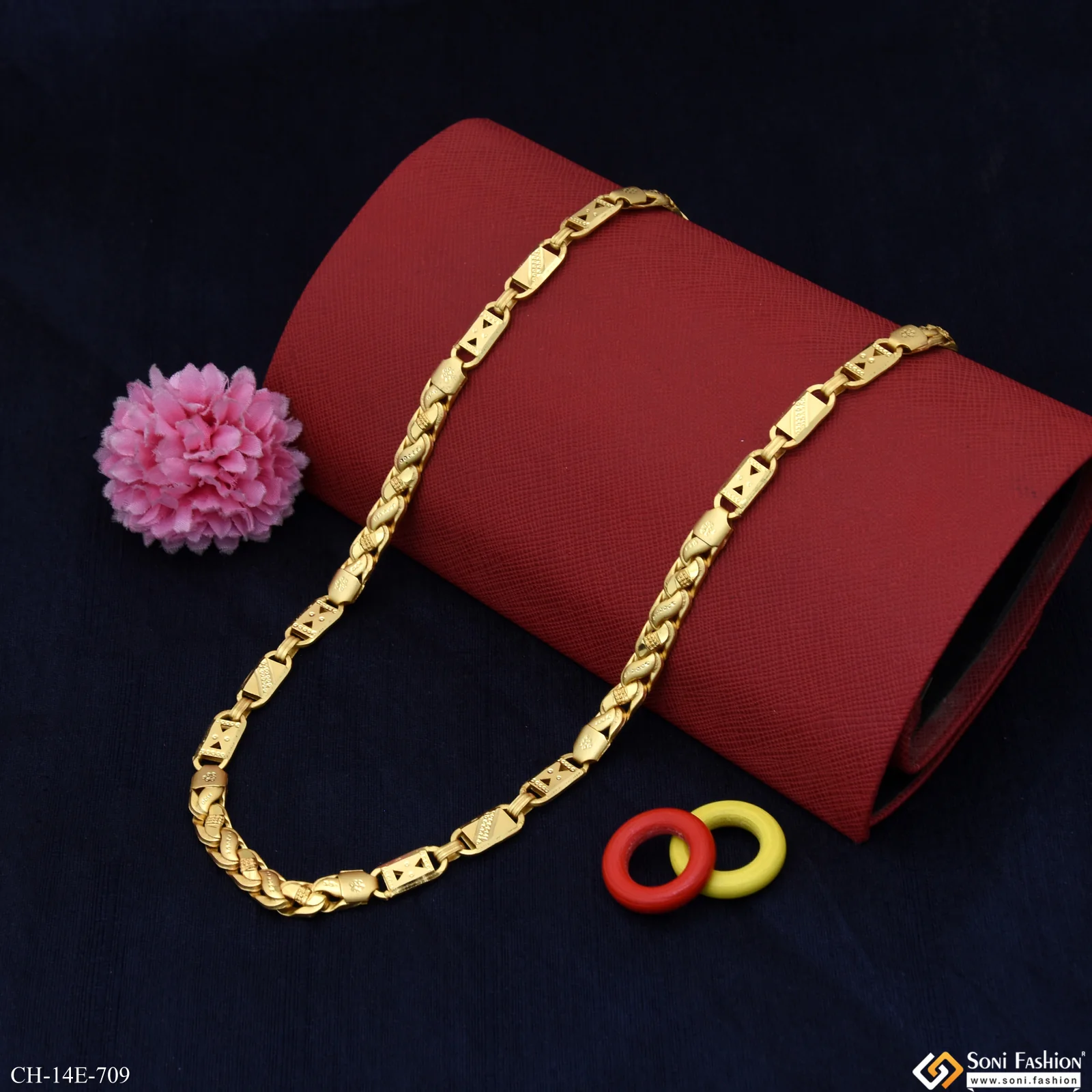 Sophisticated Design Gold Plated Pokal Nawabi Chain for Men - Style E709 - Image 3