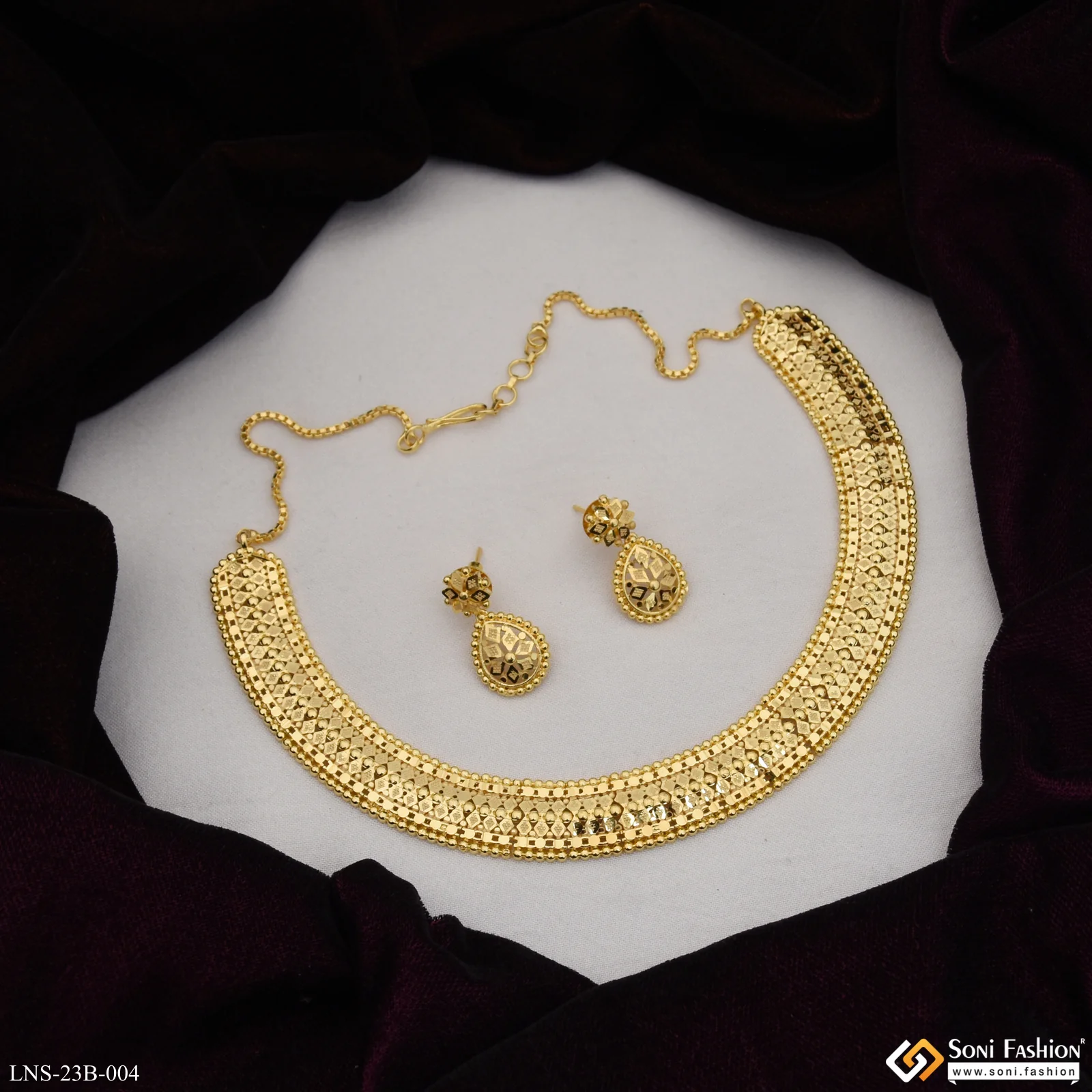 Sparkling Design Gold Plated Necklace Set for Women - Style B004 - Image 4