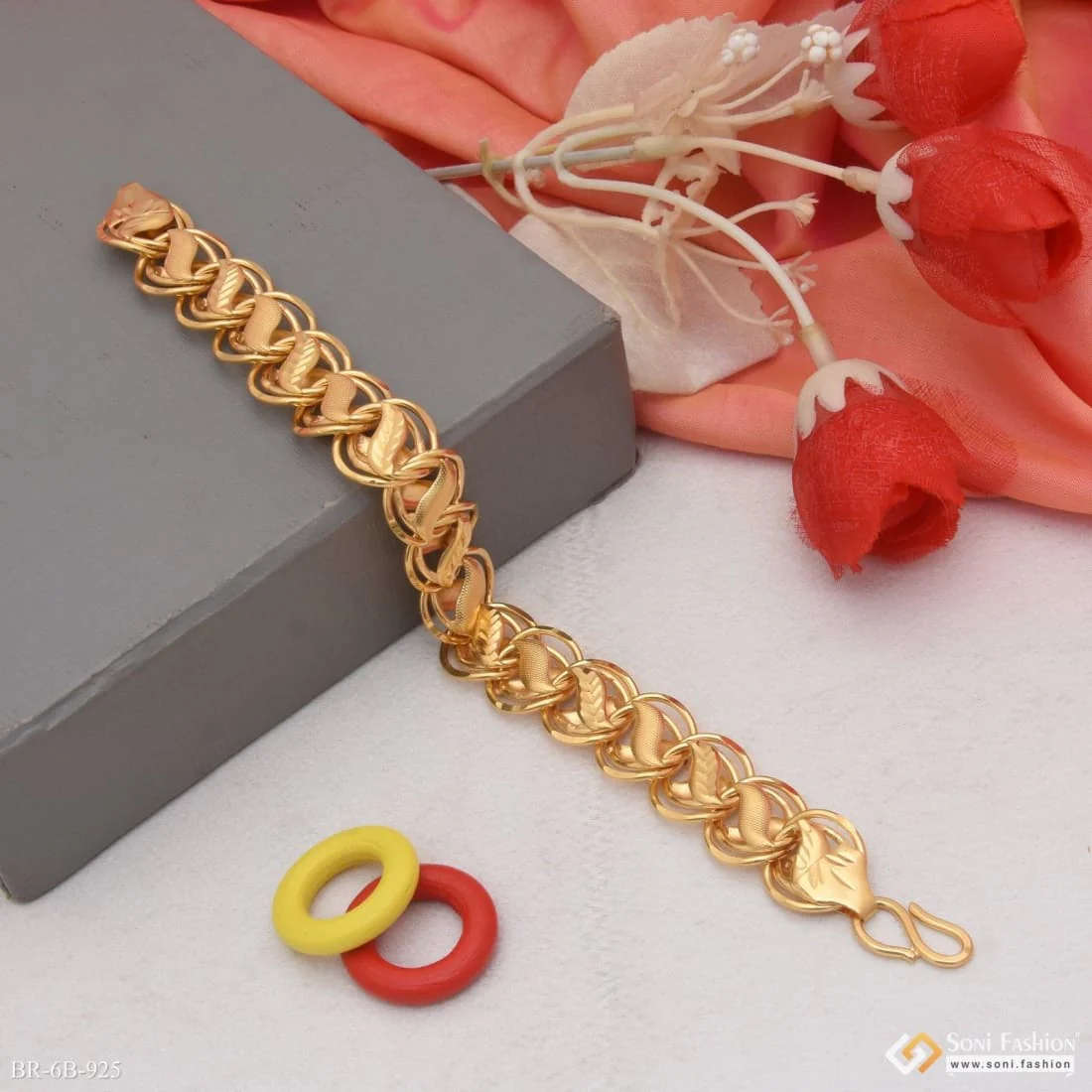 Streamlined Design Gold Plated Kohli Bracelet For Men - Style B925 - Image 2