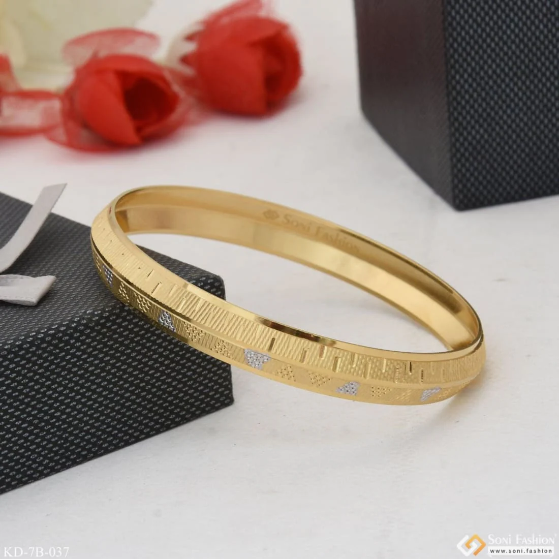 Streamlined Design Superior Quality Gold Plated Punjabi Kada for Men - Style B037 - Image 3