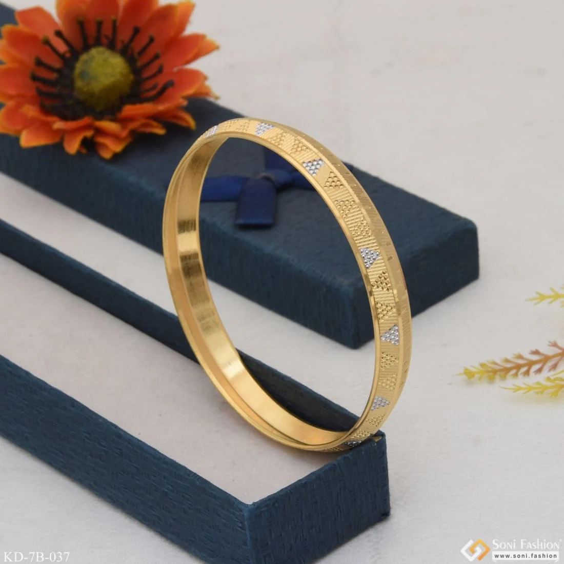 Streamlined Design Superior Quality Gold Plated Punjabi Kada for Men - Style B037 - Image 6