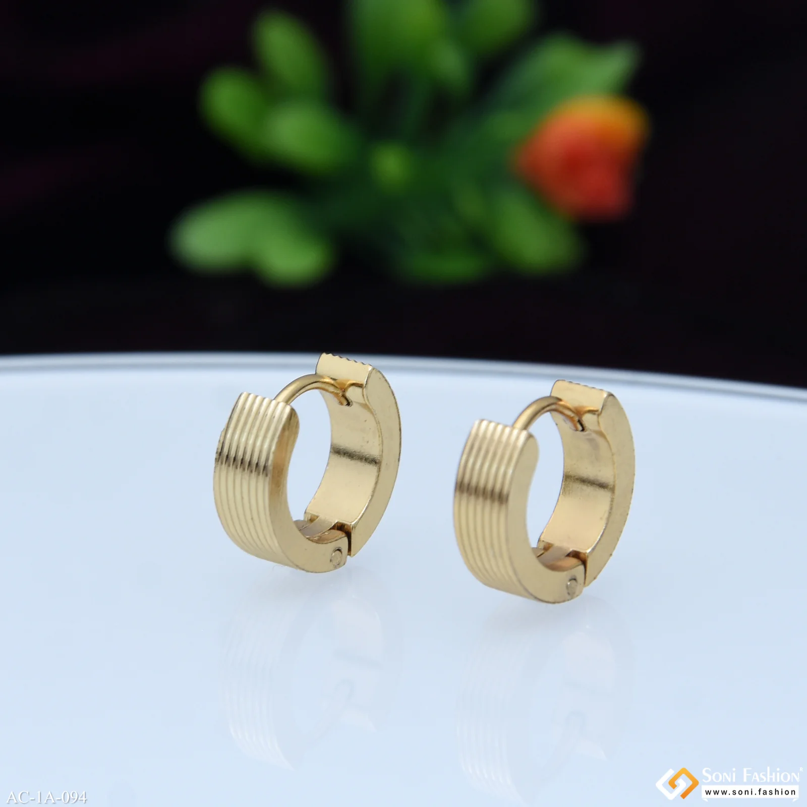 Striped Design Golden Stainless Steel Stud Earring For Men (2 Pc) - Style A094 - Image 4
