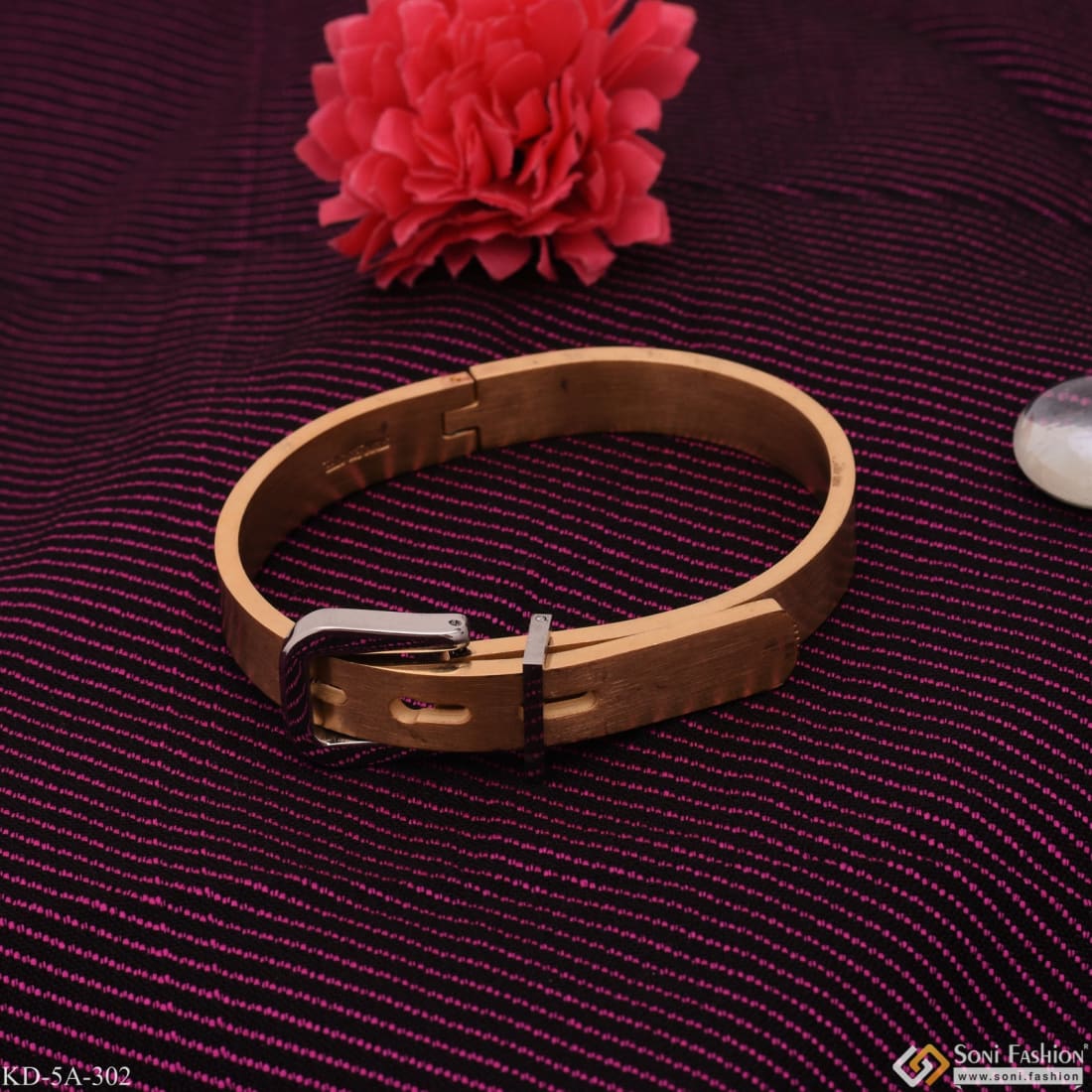 Stylish Design Best Quality Gold Plated Stainless Steel Kada With Belt Lock - Style A302 - Image 5