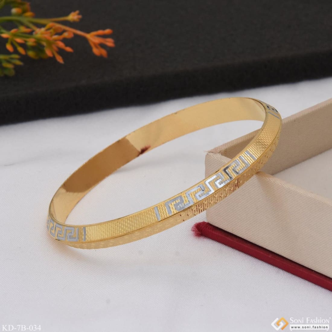 Superior Quality Hand-Finished Design Gold Plated Punjabi Kada for Men - Style B034 - Image 4
