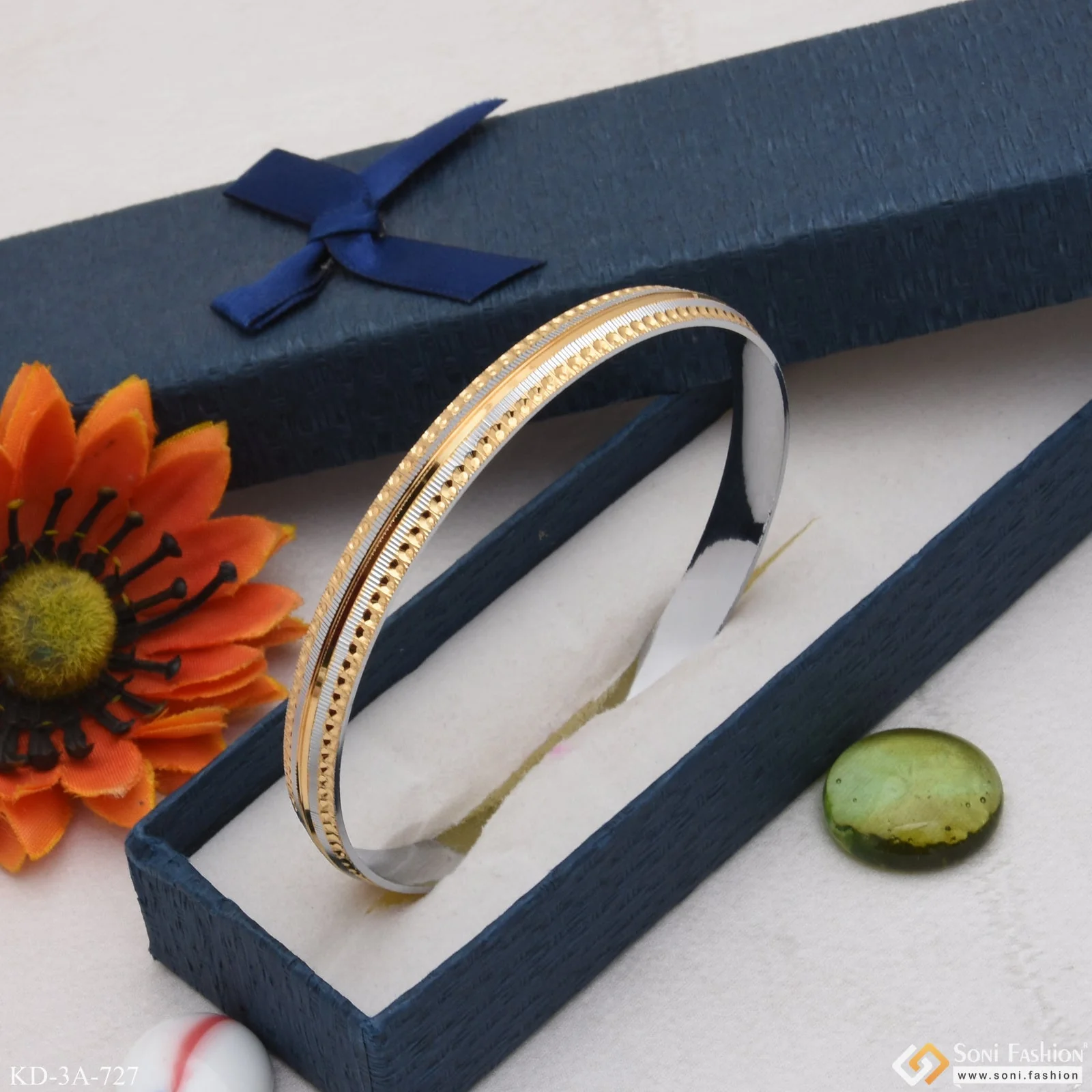 Superior Quality Unique Design Golden & Silver Color Kada For Men - Style A727 - Image 4