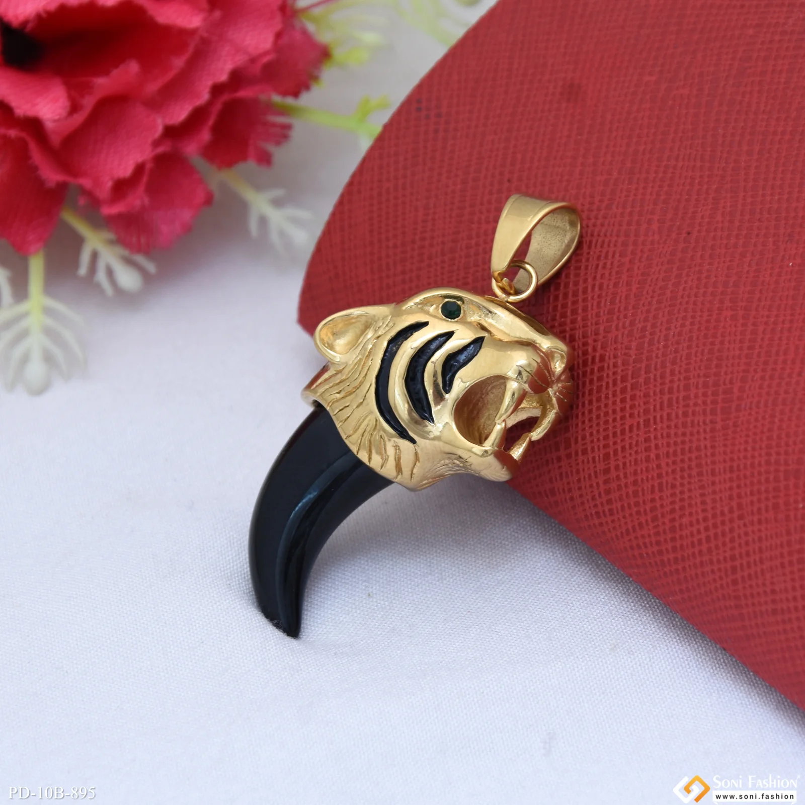 Tiger Artisanal Design Gold Plated Pendant for Men - Style B895