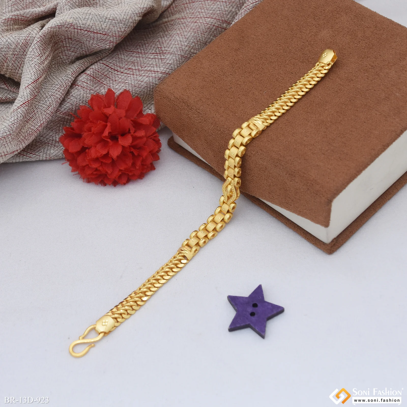 Traditional Design Gold Plated Box Bracelet for Men - Style D923 - Image 4