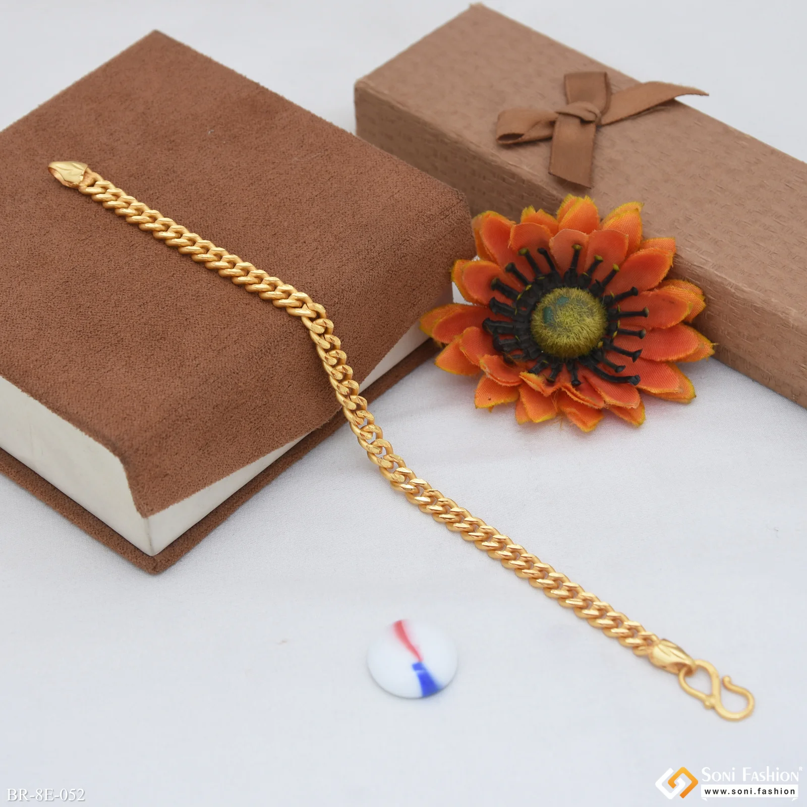 Traditional Design Gold Plated Link Bracelet for Men - Style E052 - Image 4