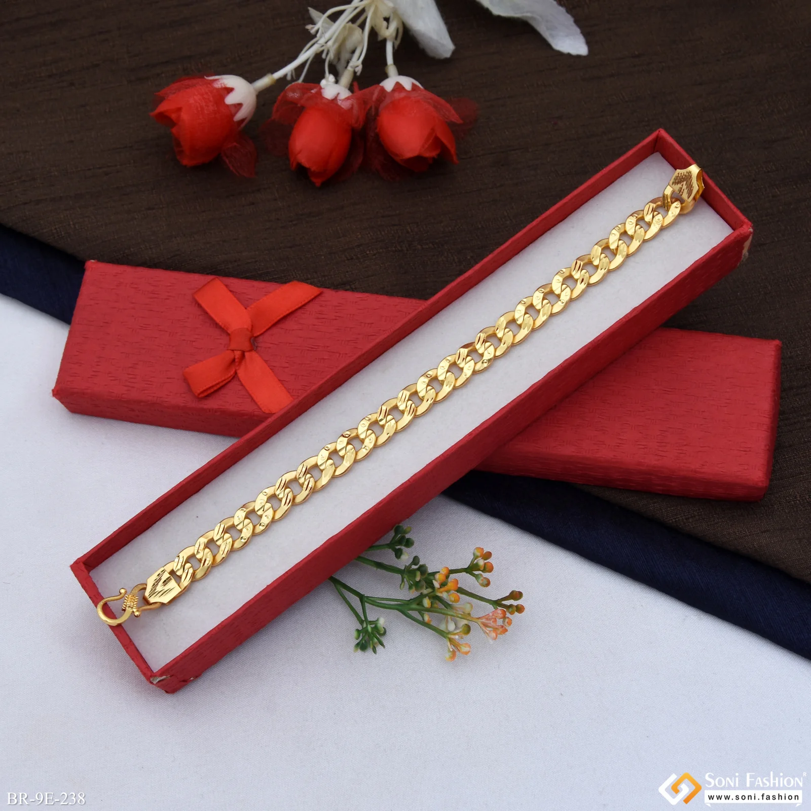 Traditional Design Gold Plated Link Bracelet for Men - Style E238 - Image 2