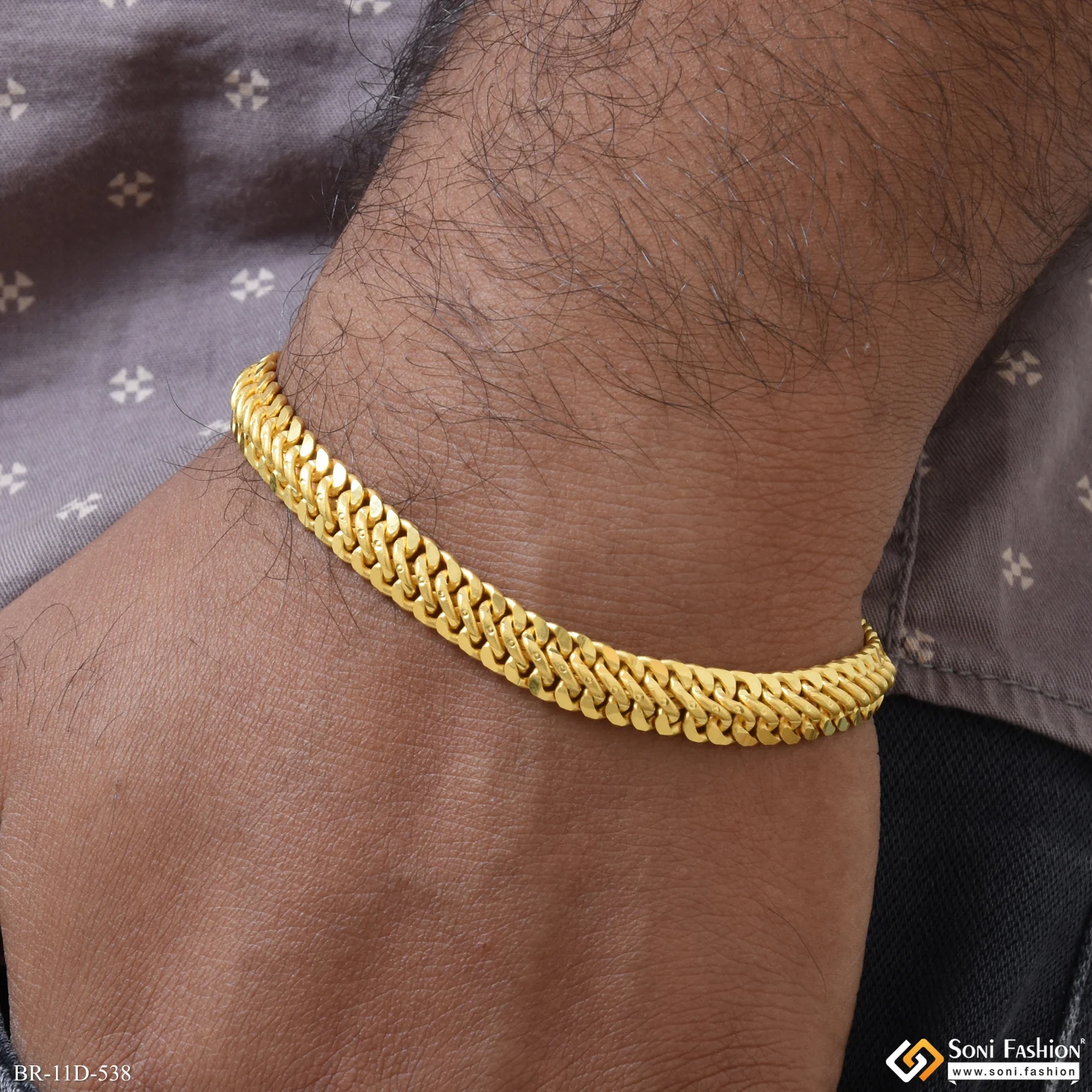Trending Design Gold Plated Linked Bracelet for Men - Style D538 - Image 4