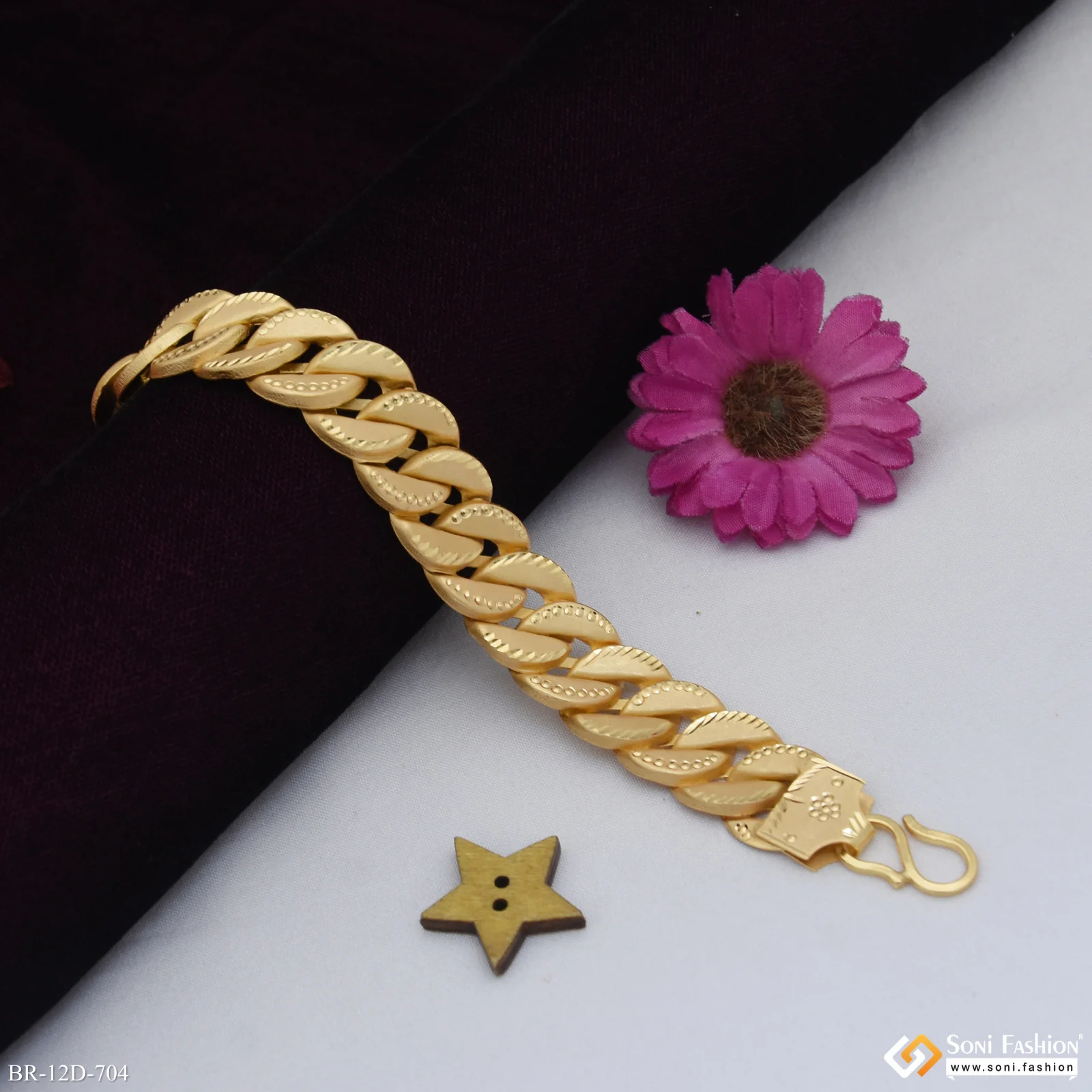 Trending Design Gold Plated Pokal Bracelet for Men - Style D704 - Image 3