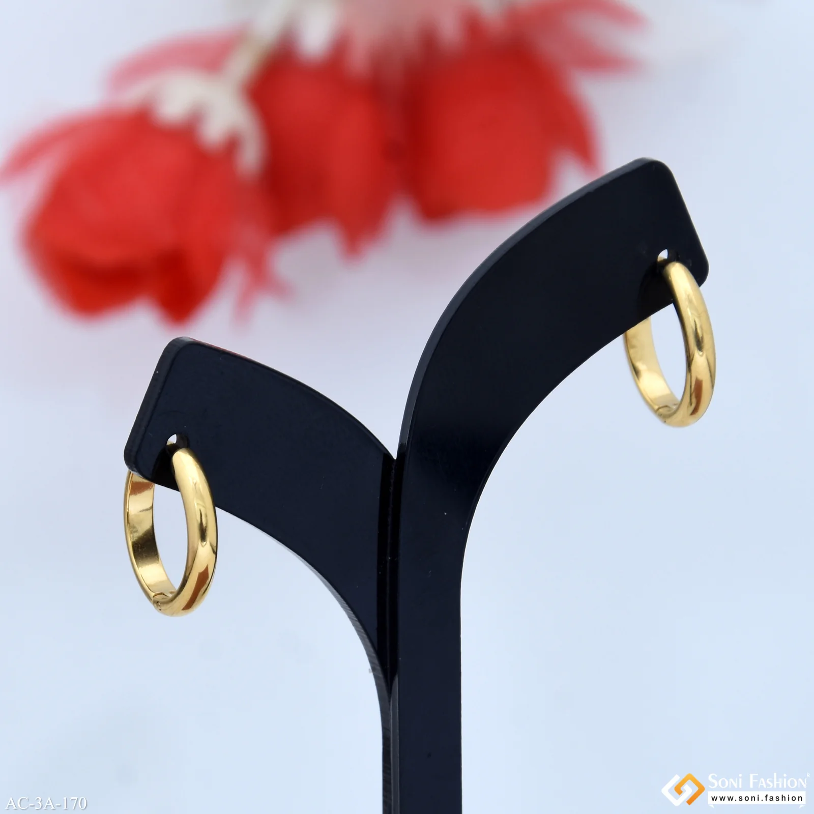 Trending Design Golden Color Stud Earring for Men (2 Pc) - Style A170 - Image 2