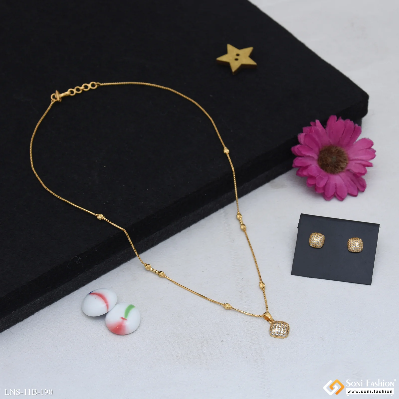 Unique Design Gold Plated Chain Pendant With Earrings for Ladies - Style B190 - Image 5