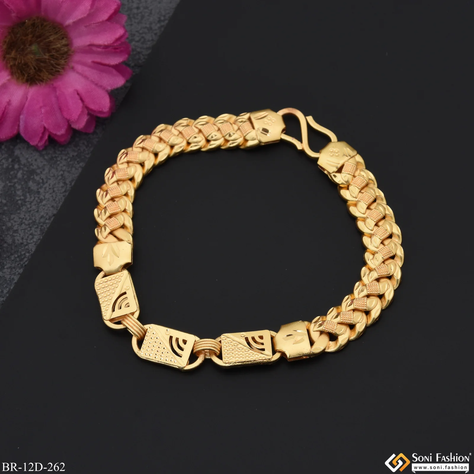 Unique Design Gold Plated Nawabi Bracelet for Men - Style D262 - Image 3