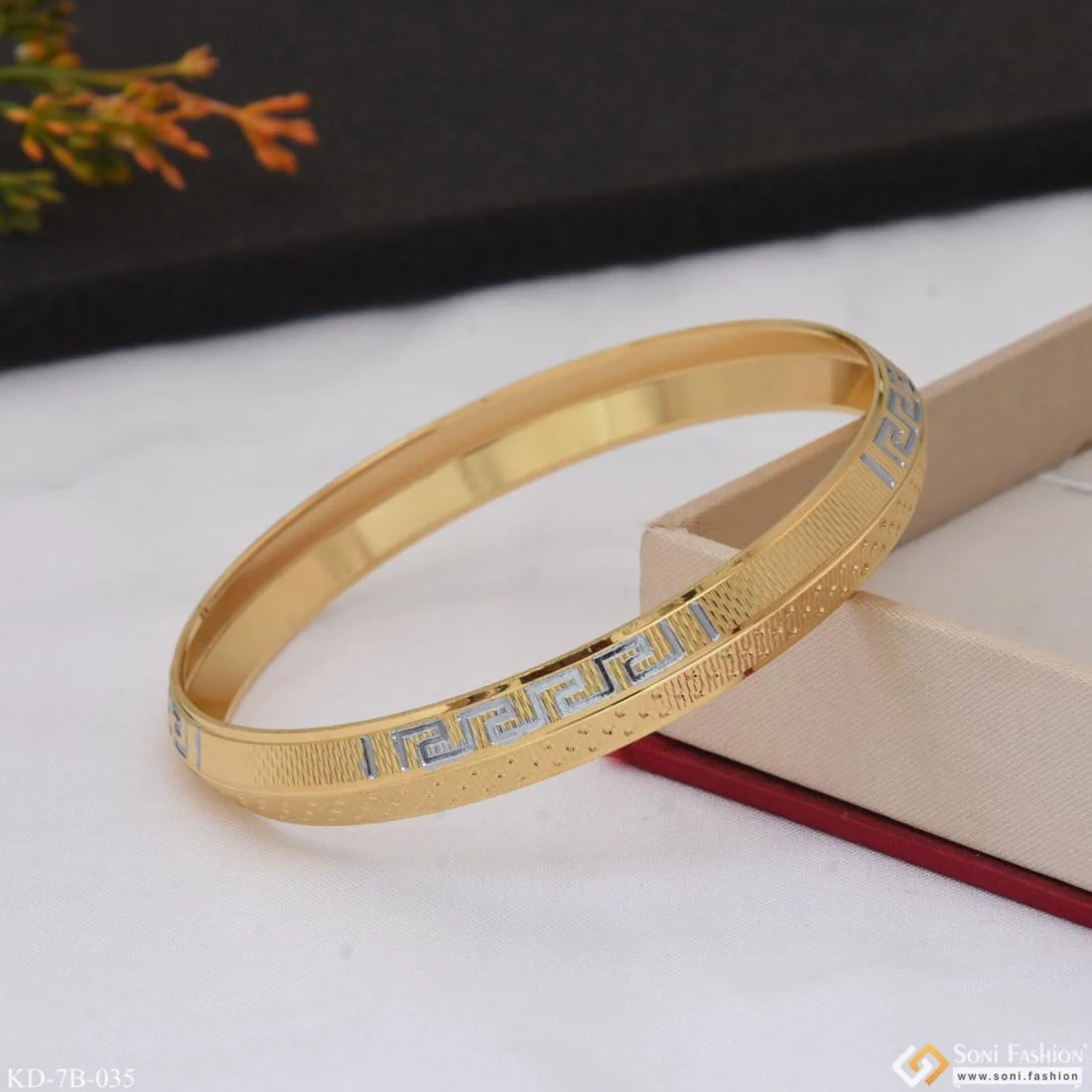 Unique Design Premium-Grade Quality Gold Plated Punjabi Kada for Men - Style B035 - Image 4