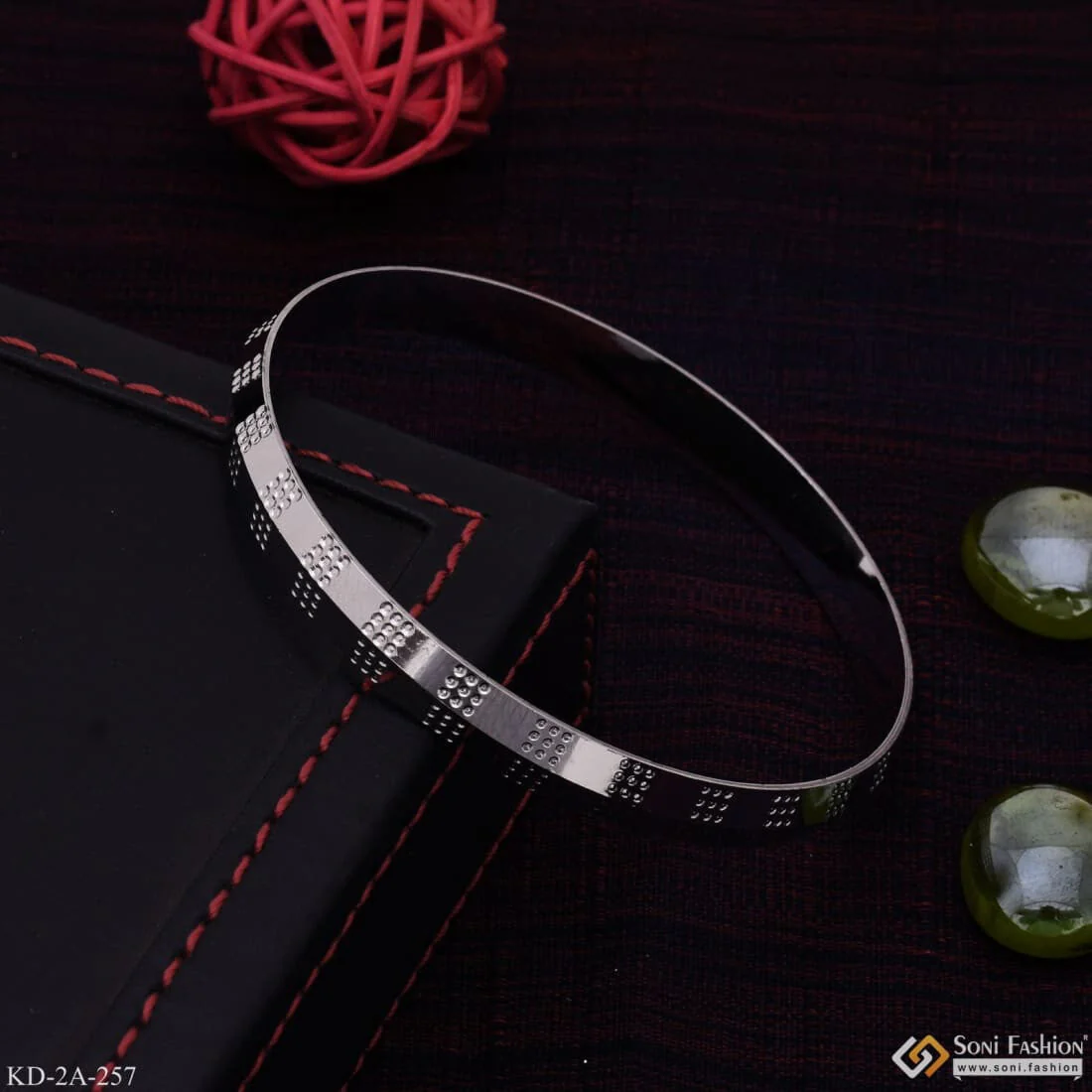 Very Best Punjabi Kada With Silver Color In Round Border For Men - Style A257 - Image 2