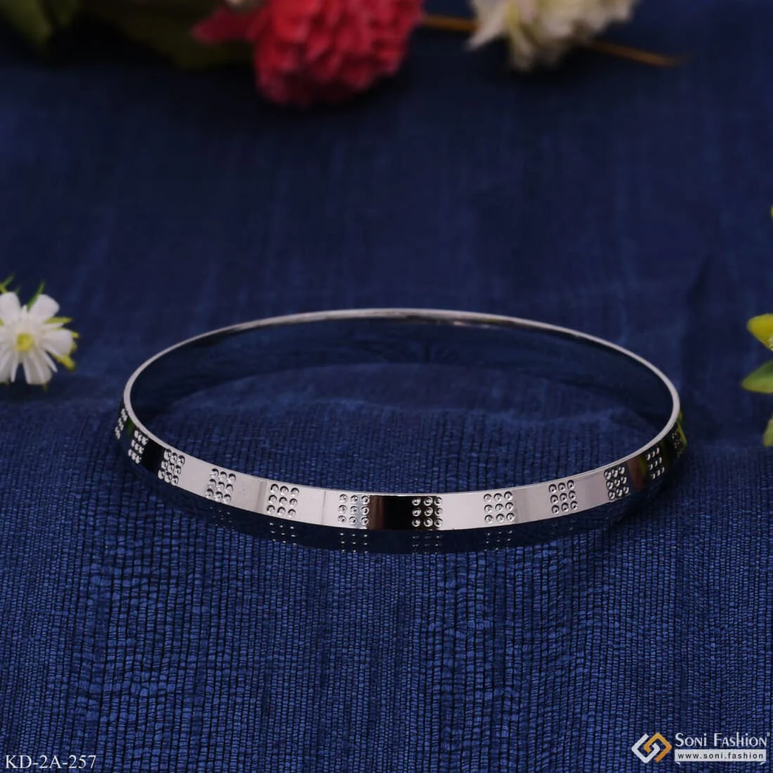 Very Best Punjabi Kada With Silver Color In Round Border For Men - Style A257 - Image 3