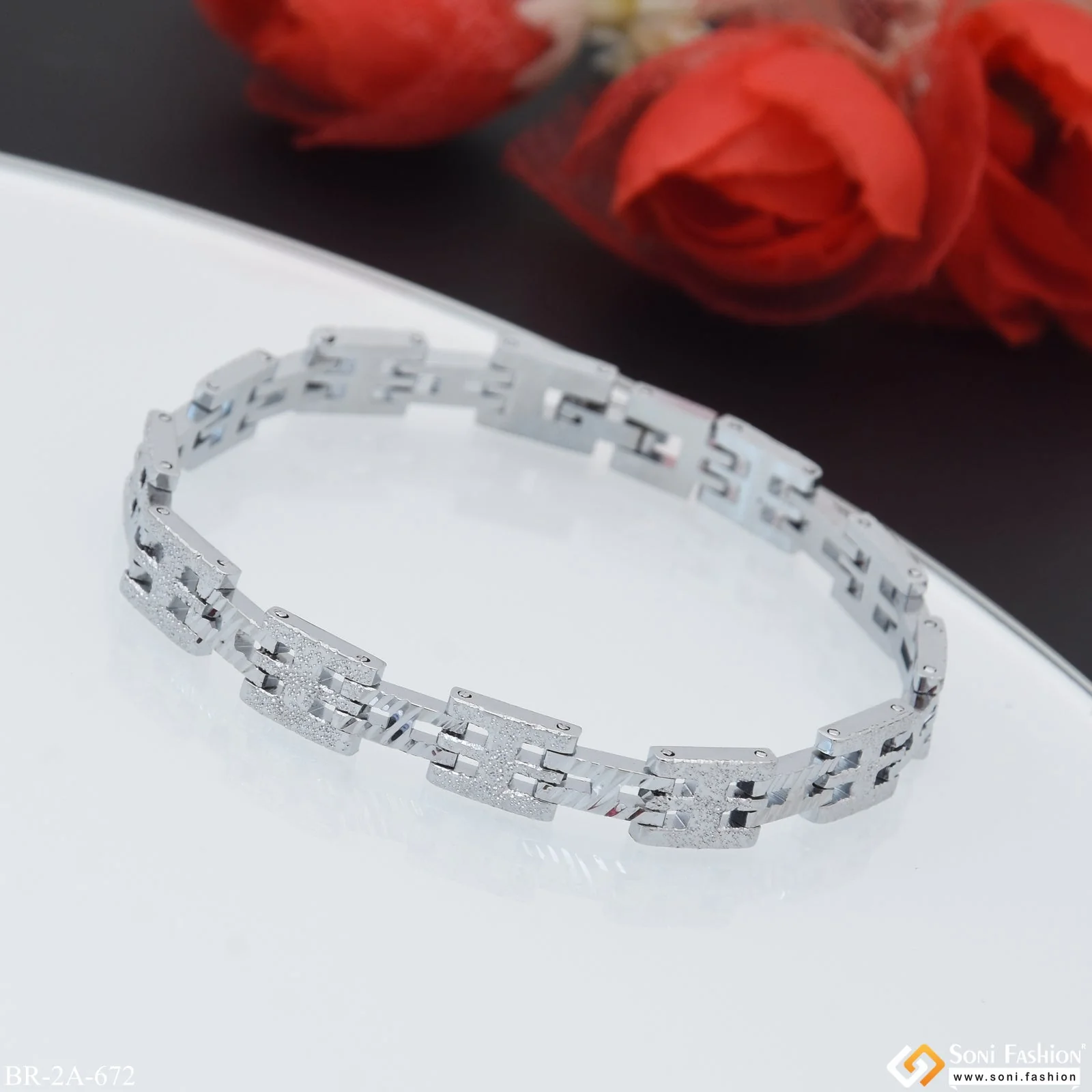 Very Delicate Glossy With H Pattern Dull Finish Silver Color Bracelet - Style A672 - Image 5