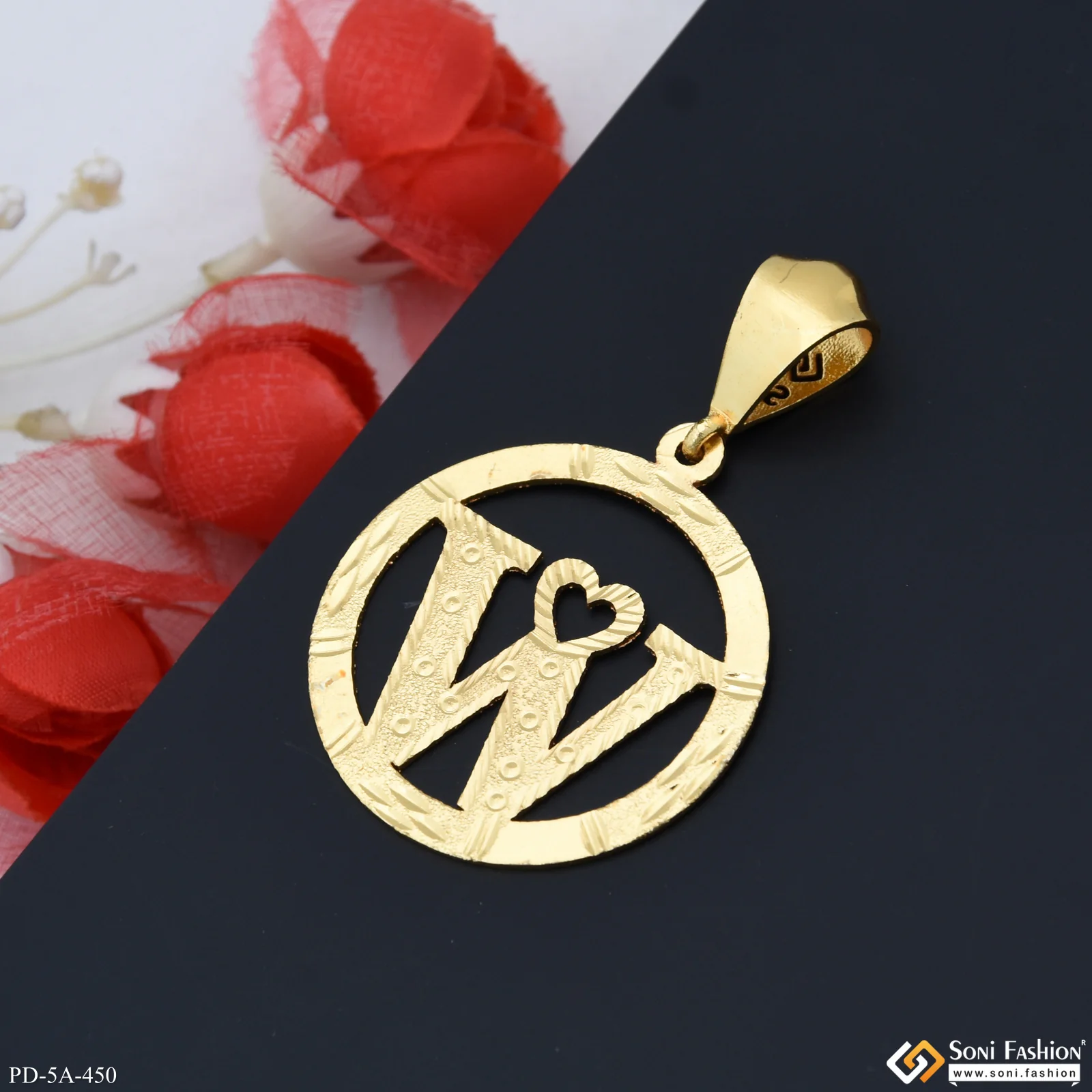 W Letter Alphabet Gold Plated Cnc Cut Pendant With King Crown Design - Style A450 - Image 5