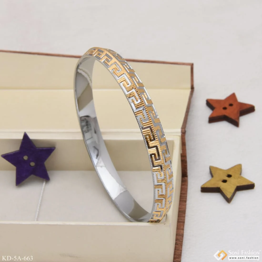Zig Zag Dainty Design Best Quality Golden & Silver Color Kada for Men - Style A663 - Image 4